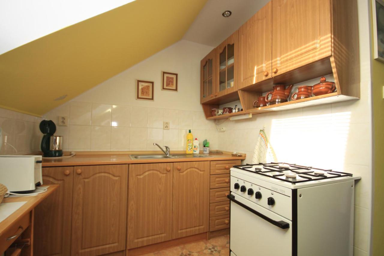 Rožnov pod Radhoštěm Apartman Pod Cernou Horou מראה חיצוני תמונה